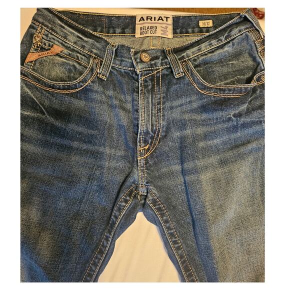 Ariat M4 Relaxed Fit Boot Cut Jeans  Mens 30/32 - Picture 4 of 10